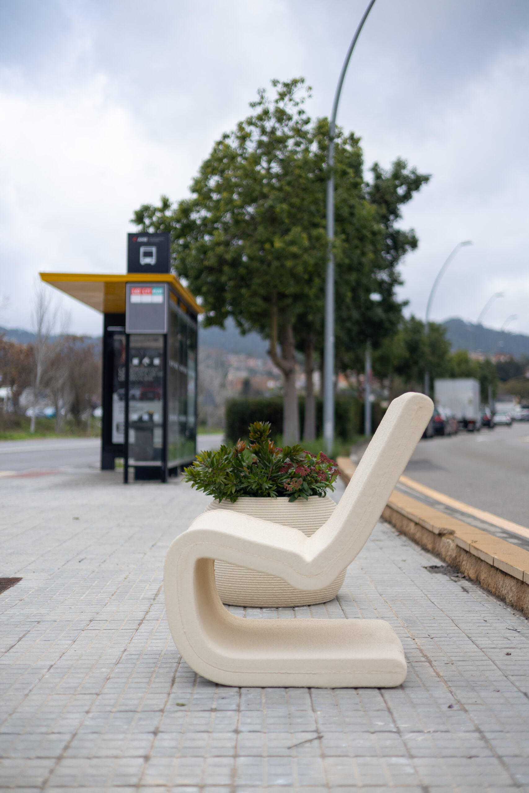 Jardineras impresas en 3D en hormigón en Can Coll