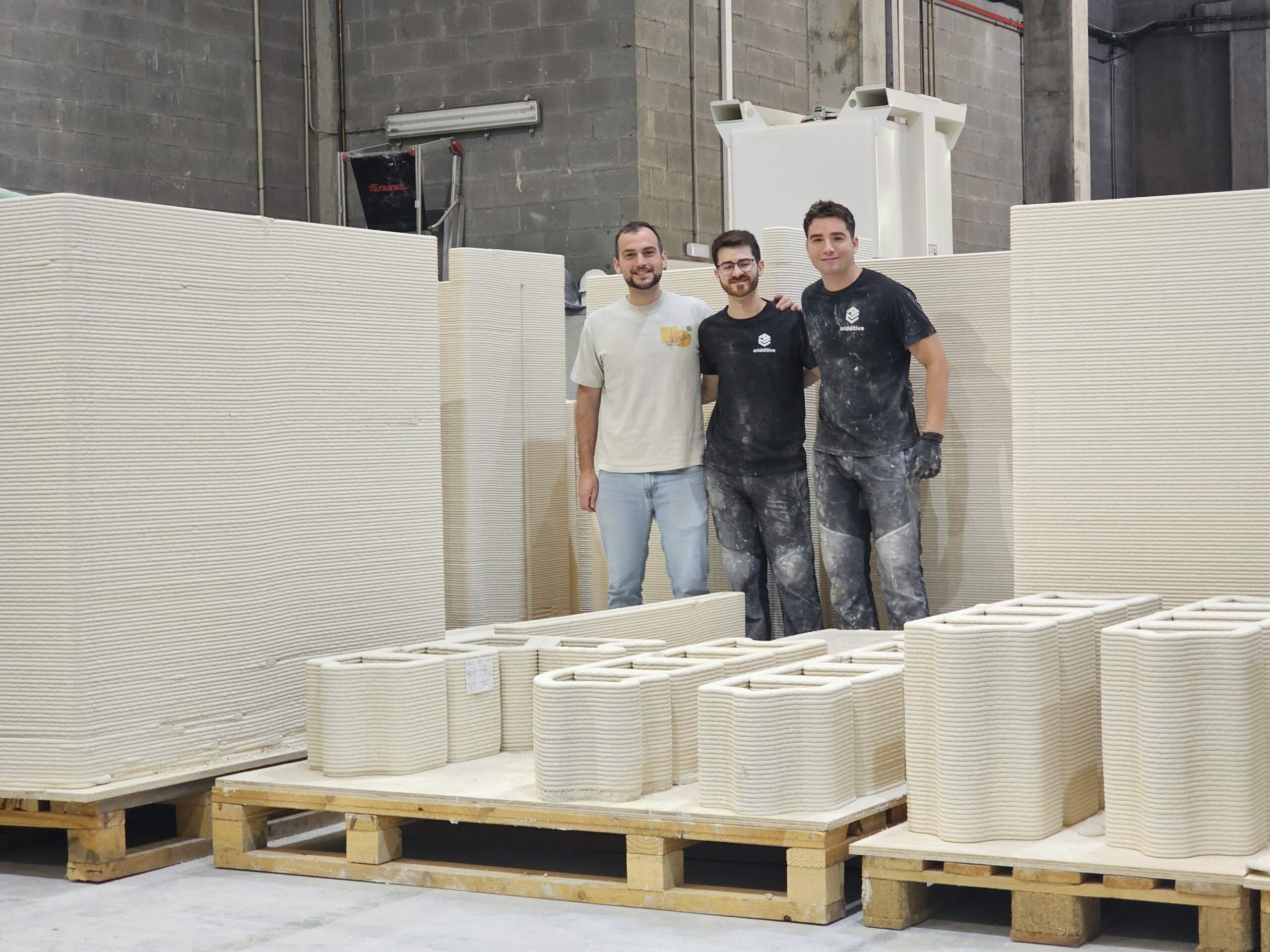 3D printed concrete pieces for Sutton Barcelona in the manufacturing plant